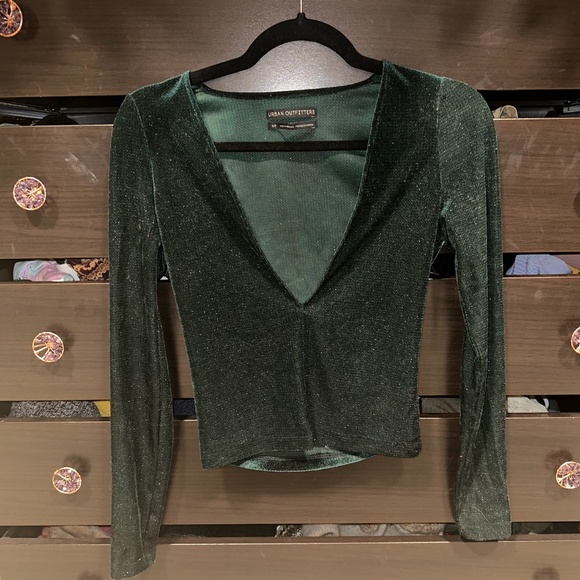 Urban Outfitters Green Velvet Metallic Deep V Neck Top - Picture 4 of 9